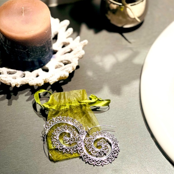 Earrings one of a kind pieces. Light weight. Nickel free, no lead, no cadmium. - Picture 1 of 2